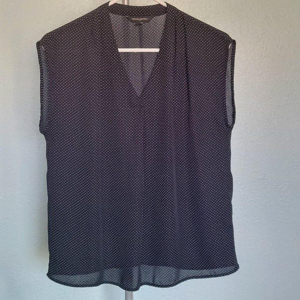 Banana Republic XS Black White Geometric Print Sleeveless V-Neck Blouse Top